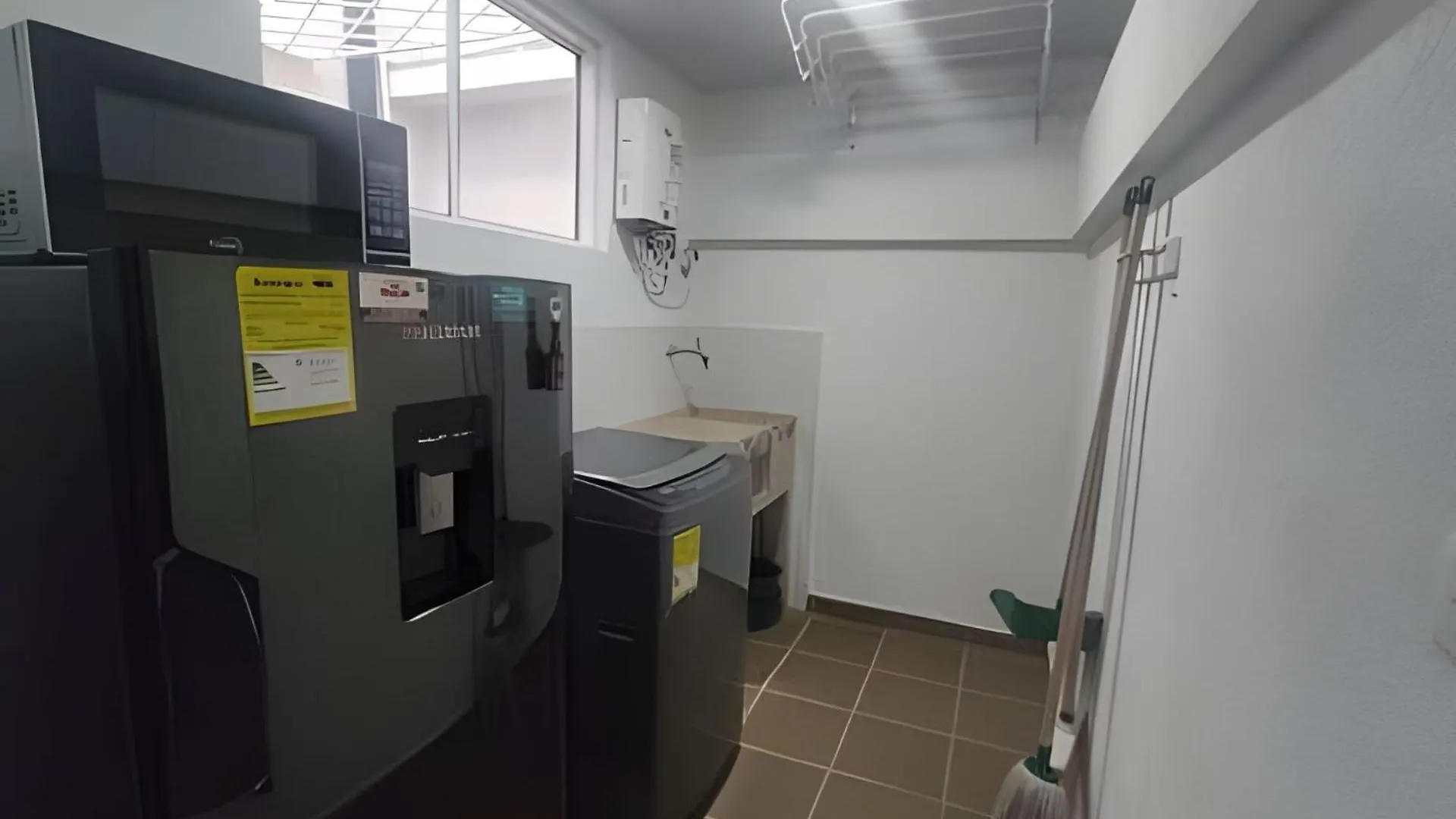 Amplios Apartamentos San Fernando Cerca A Centros Medicos Cali