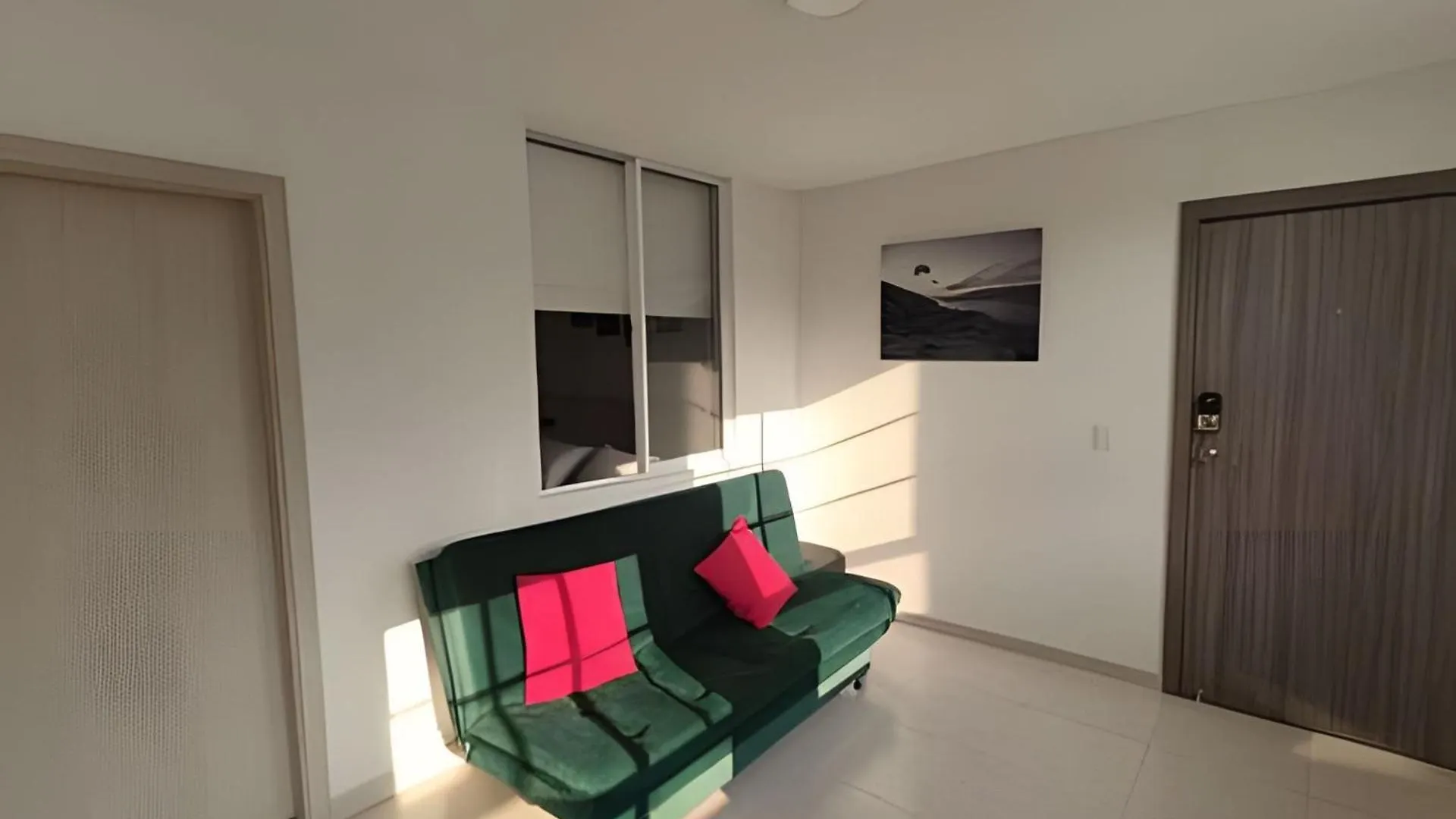 Amplios Apartamentos San Fernando Cerca A Centros Medicos Cali 0*,