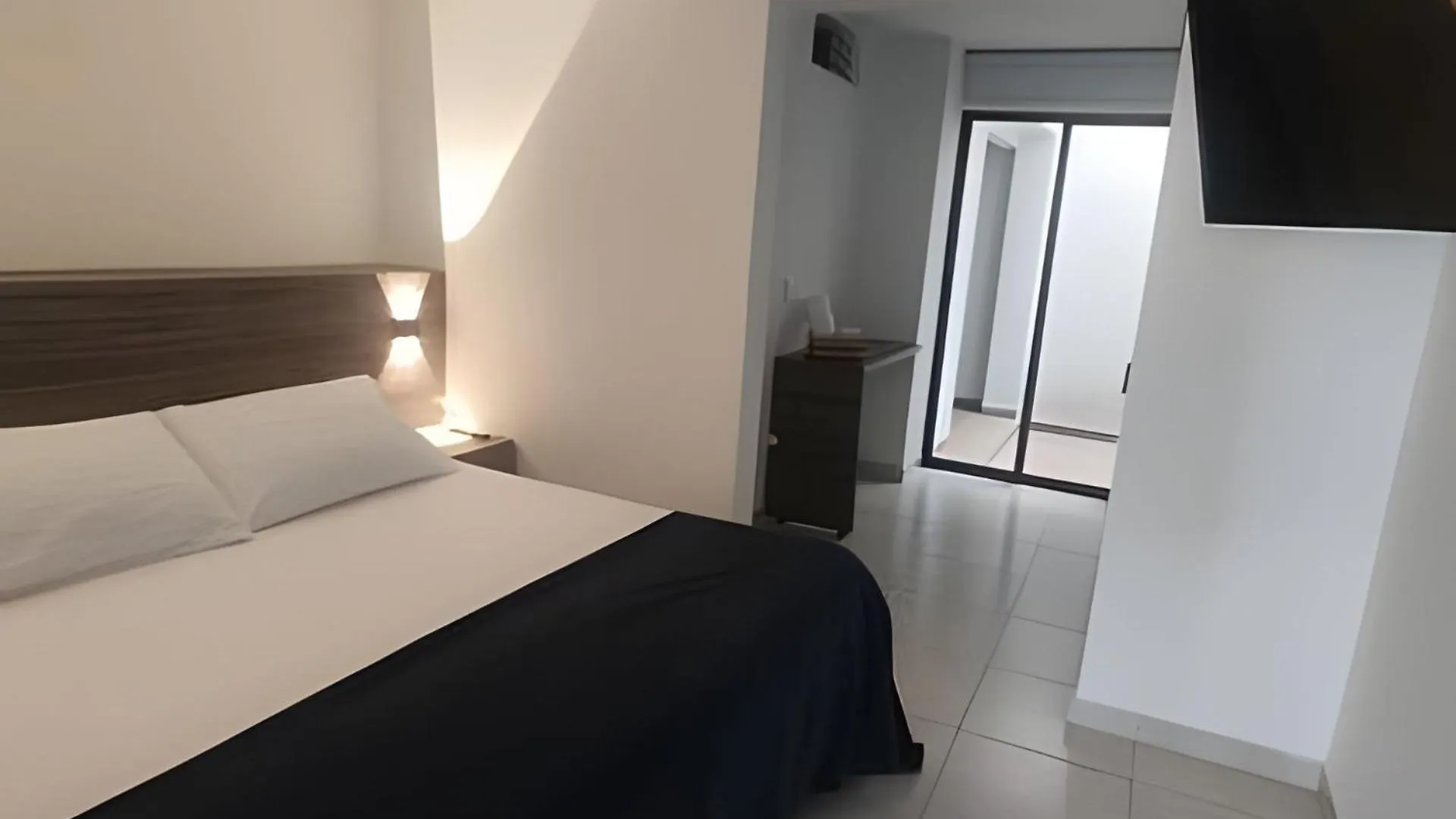 Amplios Apartamentos San Fernando Cerca A Centros Medicos Cali