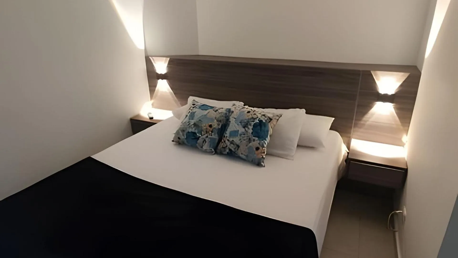 Amplios Apartamentos San Fernando Cerca A Centros Medicos Cali