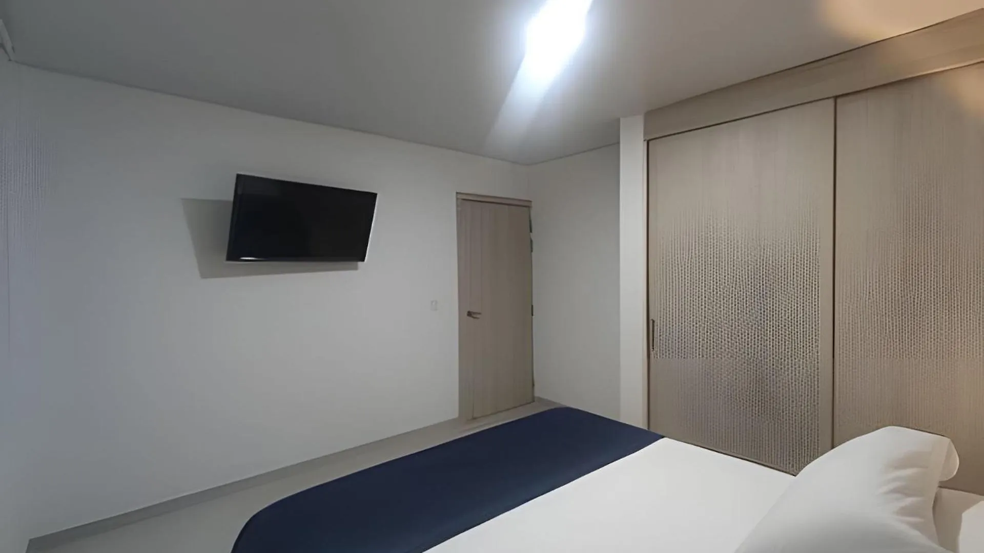 Amplios Apartamentos San Fernando Cerca A Centros Medicos Cali