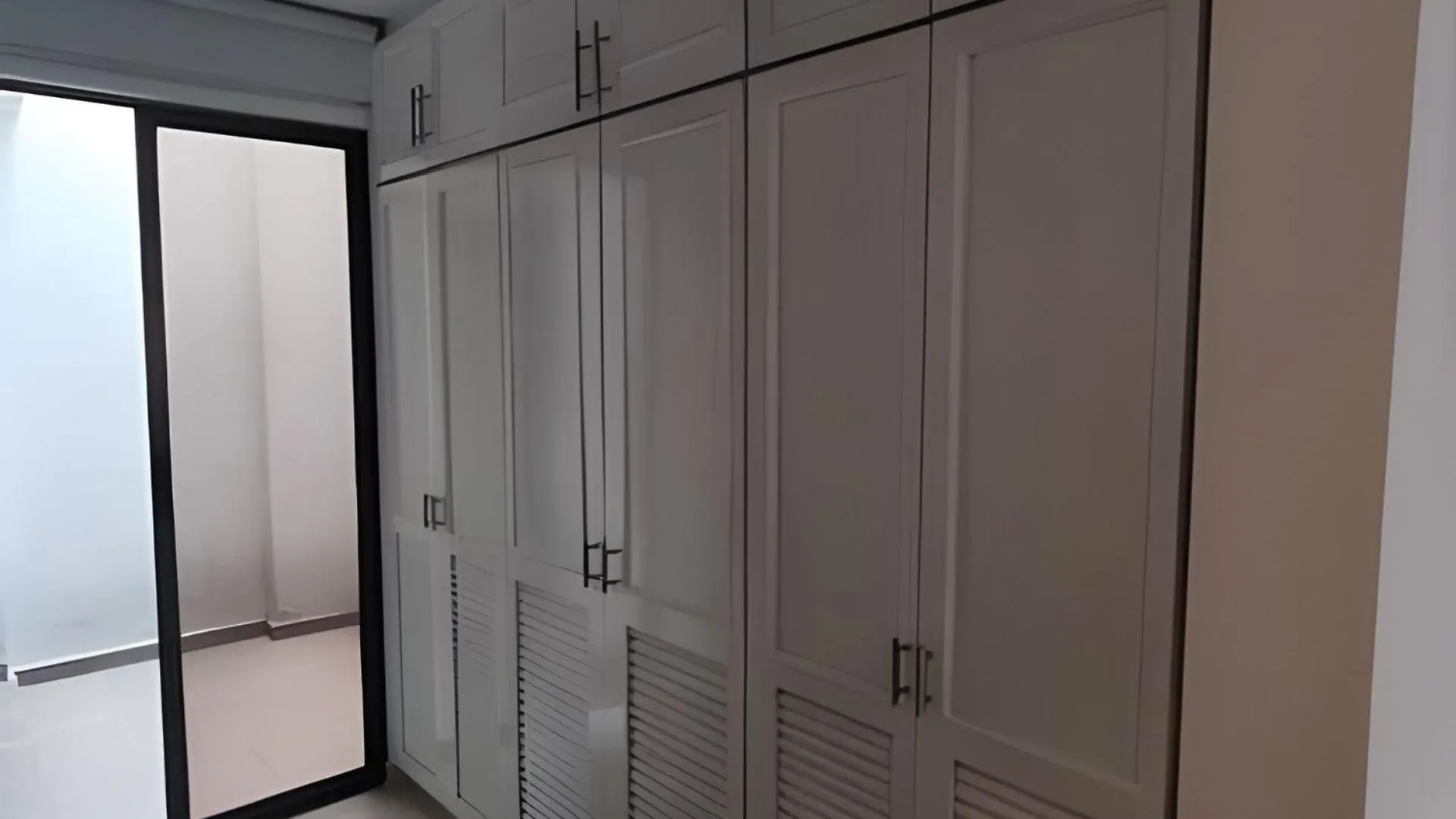 Amplios Apartamentos San Fernando Cerca A Centros Medicos Cali 0*,  Colombia