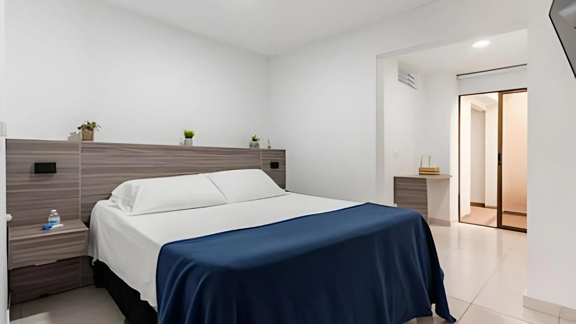 Amplios Apartamentos San Fernando Cerca A Centros Medicos Cali Apartment