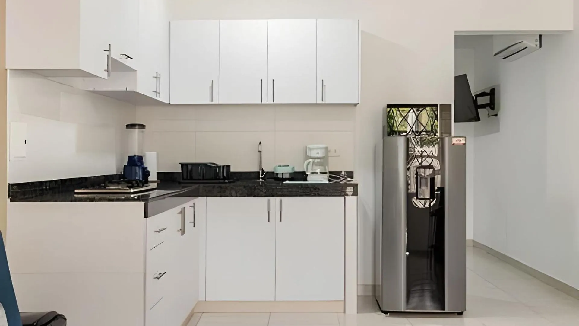 Amplios Apartamentos San Fernando Cerca A Centros Medicos Cali Colombia
