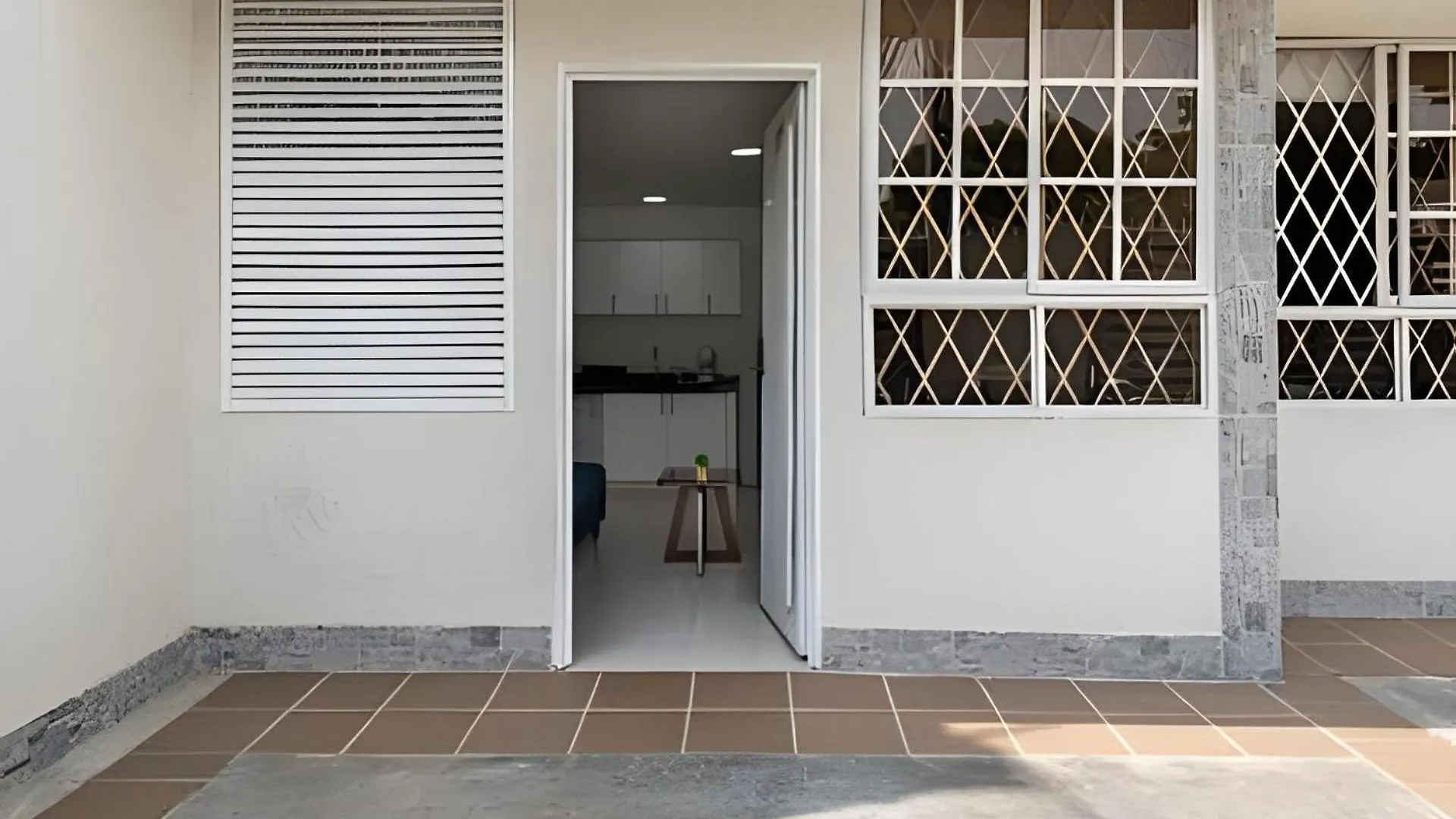 Amplios Apartamentos San Fernando Cerca A Centros Medicos Cali Colombia
